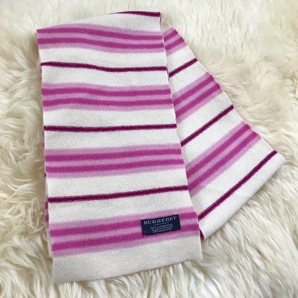Burberry scarf authentic - Picture 1 of 2